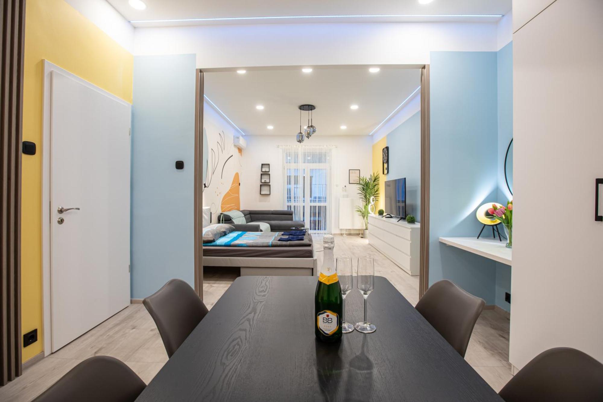 Centre Point Apartment Budapest Luaran gambar
